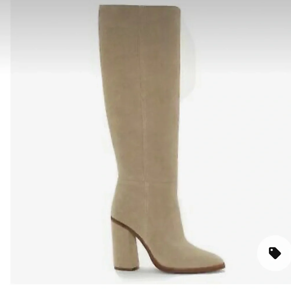 Vince Camuto Dameera Beige Suede Leather Block Heel Pull On Boot 6 M New WOT